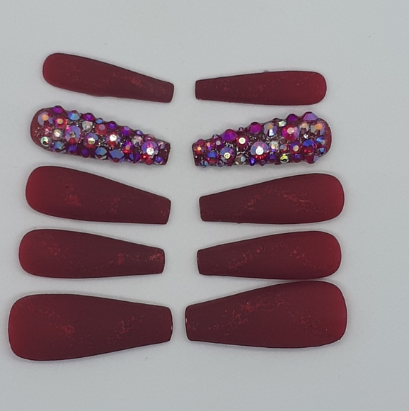 Matte Red Holiday Sparkle Press on Nails - Picture 2 of 7